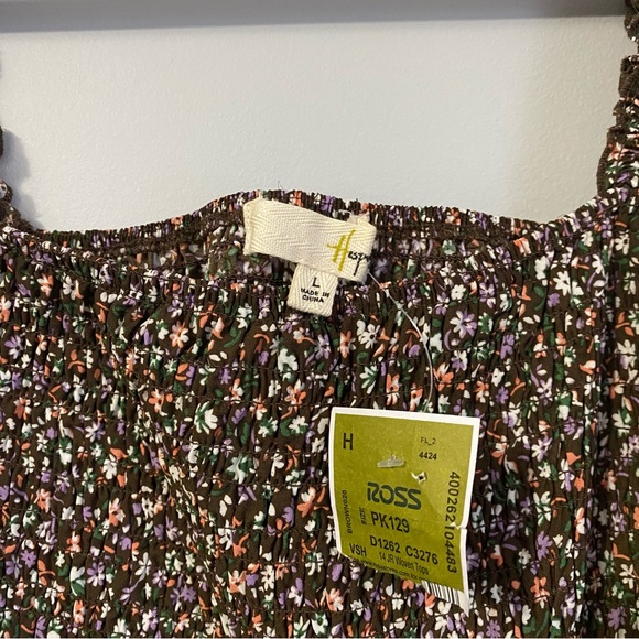 Hesperus Brown Floral Puff Sleeve Smocked Top - Picture 2 of 6